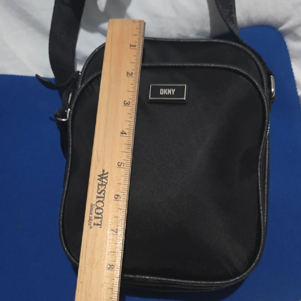DKNY Men's Black Messenger Bag